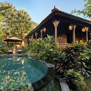 Kawan Antique , Ubud Indonesia